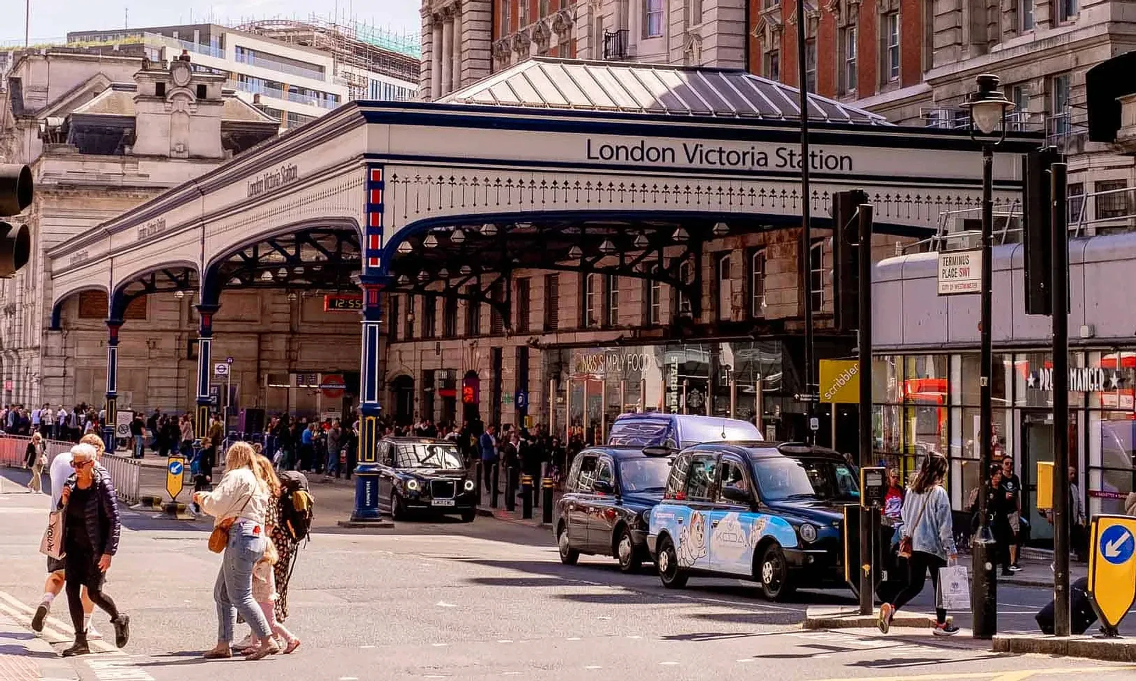 Victoria station and surrounding streets